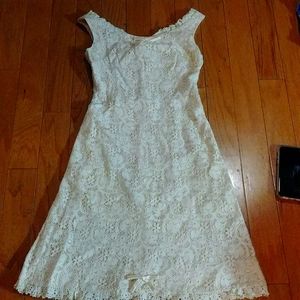 CLASSIC VINTAGE. tatted lace dress INTRICATE